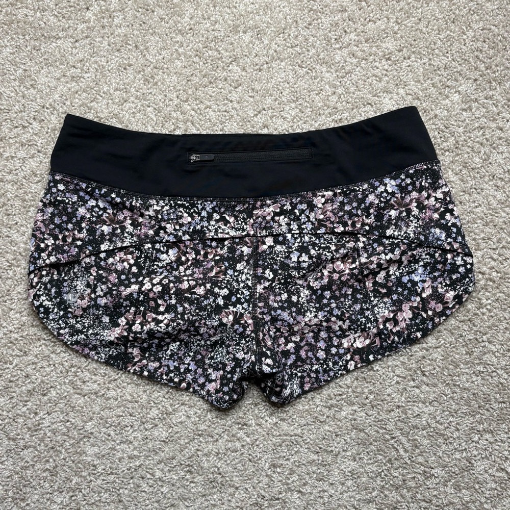 Lululemon Speed Up Short *2.5" - Picture 2 of 4